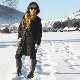 Polosezónní kabát pro ženy po 50 letech