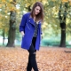 What can I wear with a blue coat?