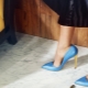 Mavi yüksek topuklu ayakkabılar