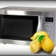 Bagaimana untuk membersihkan ketuhar gelombang mikro dengan lemon?