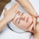 Как да направите масаж на лице за бръчки у дома?