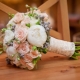Làm gì với bó hoa của cô dâu sau đám cưới?