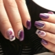 Manucure violette: caractéristiques de couleur et idées élégantes