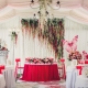 Düğün salonunu çiçeklerle dekore etmek için fikirler