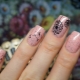How to make a simple and stylish dandelion nail polish?