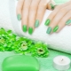 Zaļais manikīrs: dažādi toņi un modes idejas