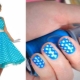 We selecteren een manicure voor een blauwe jurk