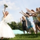 Attrapé le bouquet de la mariée: signes et autres actions