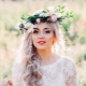 Bryllupsfrisurer med blomster: en oversigt over de bedste stylingmuligheder og hvordan man udfører dem
