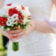 Buket pernikahan pengantin wanita dari eustoma
