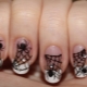 Naka-istilong mga pagpipilian sa disenyo ng spider manicure