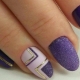 Idee luminose e delicate per abbinare il viola al bianco in manicure