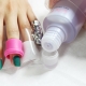 Làm thế nào để tẩy nhanh sơn gel trên móng tay tại nhà?