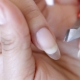 Comment enlever les ongles étendus à la maison?