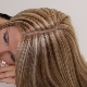 Fremhævelse på lysebrunt hår af mellemlængde: funktioner, varianter og tips til valg