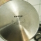 What does the sign on induction cookware mean?