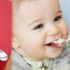 Linguri de argint pentru copii: când și de ce se dau?