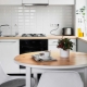 Meja dan kerusi dapur untuk dapur kecil: jenis dan pilihan