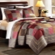 Couvre-lits sur le lit dans la chambre: caractéristiques, variétés et conseils pour choisir