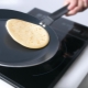 Pancake pans: what are there and how to choose them?