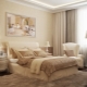Тънкостите на интериорната декорация на спалнята в топли цветове
