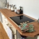 Kajian semula meja dapur kayu