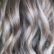 Gaiši blonda pelnu matu krāsa: krāsošanas toņi un smalkumi
