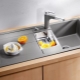 Uski sudoperi za kuhinju: pregled sorti i kriterija odabira