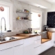 Ontwerpopties voor witte keukens met houten werkbladen