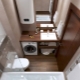 עיצוב חדר רחצה עם שירותים ומכונת כביסה