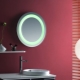 Savjeti za odabir okruglog osvijetljenog ogledala u kupaonici