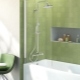 Sprchový sloup s výtokem: vlastnosti vanového systému, výběr a rozmanitost