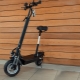 Elektrische scooters met een stoel: een verscheidenheid aan modellen en aanbevelingen om te kiezen