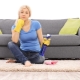 How to remove odors from a sofa at home?