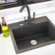 Crni kuhinjski sudoperi: razni modeli i lijepi primjeri