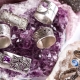 Hogyan lehet meghatározni az ezüst minőségét és ellenőrizni annak eredetiségét otthon?