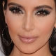 Extensii de gene cu efect Kim Kardashian