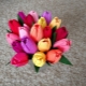 Hoe maak je bloemen voor 8 maart met je eigen handen?