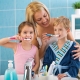 Come lavare correttamente i denti dei bambini?