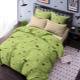 Linen katil dengan corak alpukat