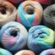 Cos'è il filato sezionale e cosa può essere lavorato a maglia da esso?