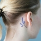 Ko nozīmē tetovējumi aiz auss un kādi tie ir?