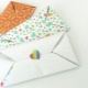 Membuat origami dalam bentuk sampul surat