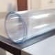 Variétés et secrets du choix des nappes transparentes