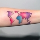 Tatuagem de mapa mundial