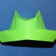 Pilihan lipat origami dalam bentuk topi