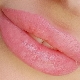 כל מה שאתה צריך לדעת על קעקוע שפתיים בצבעי מים
