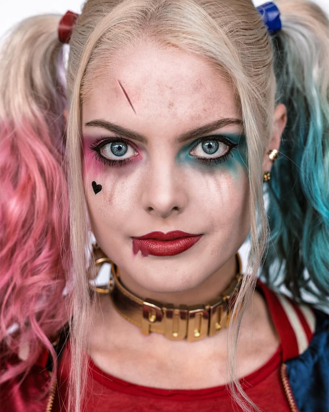 Trang điểm Harley Quinn (29 ảnh): Trang điểm theo từng giai đoạn như thế  nào? Lời khuyên cho người mới bắt đầu. Trang điểm trên khuôn mặt trông như  thế nào?