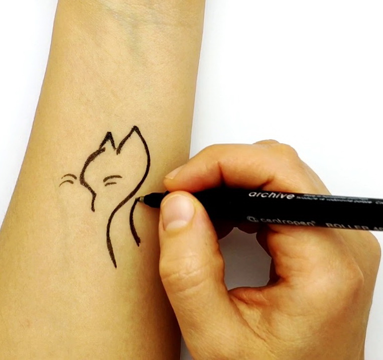 Mus Employer eagle Tatuaj stilou (59 de fotografii): cum să desenezi un tatuaj ușor pe braț și  picior cu un stilou negru? Tatuaje mici pentru fete și pentru bărbați și  mari, schițe
