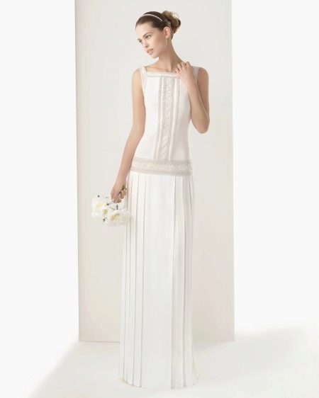 Gaun pengantin dalam gaya sederhana